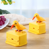PeckPal™ Vogel Zahnstocker-Spender